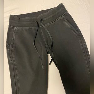 Lululemon joggers